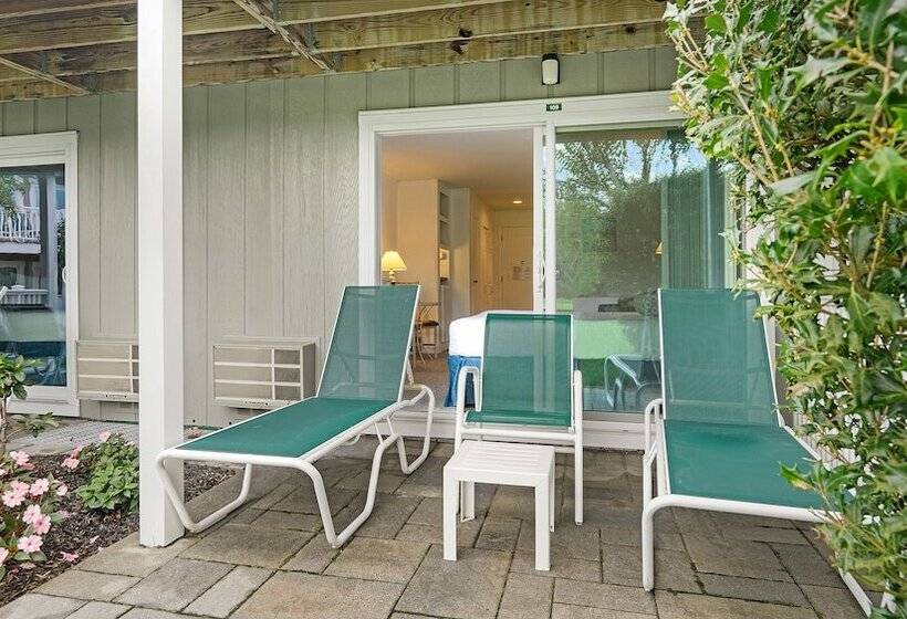 فندق East Hampton House Resort