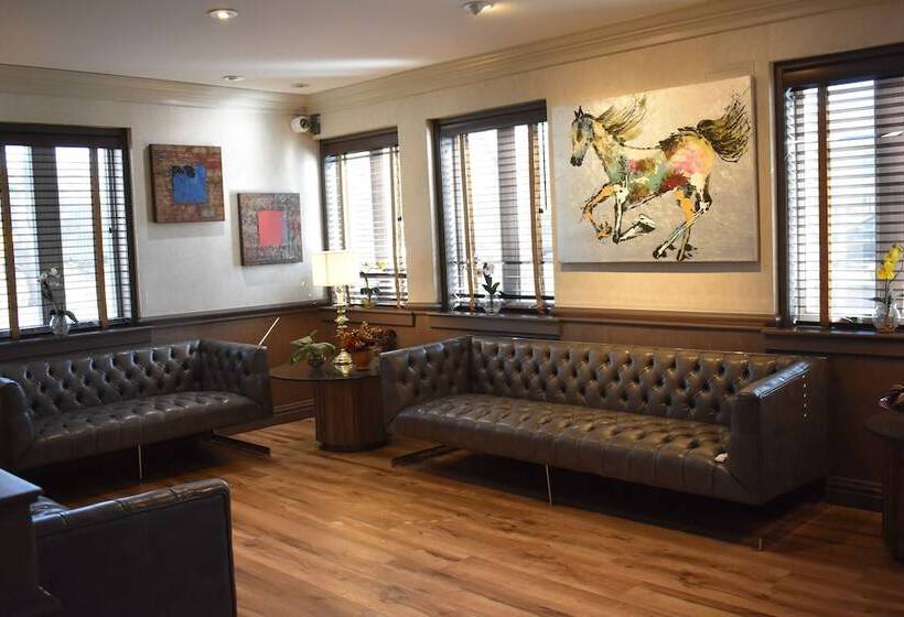 בית מלון כפרי East Norwich Inn