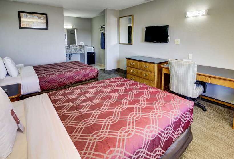 酒店 Econo Lodge Airport