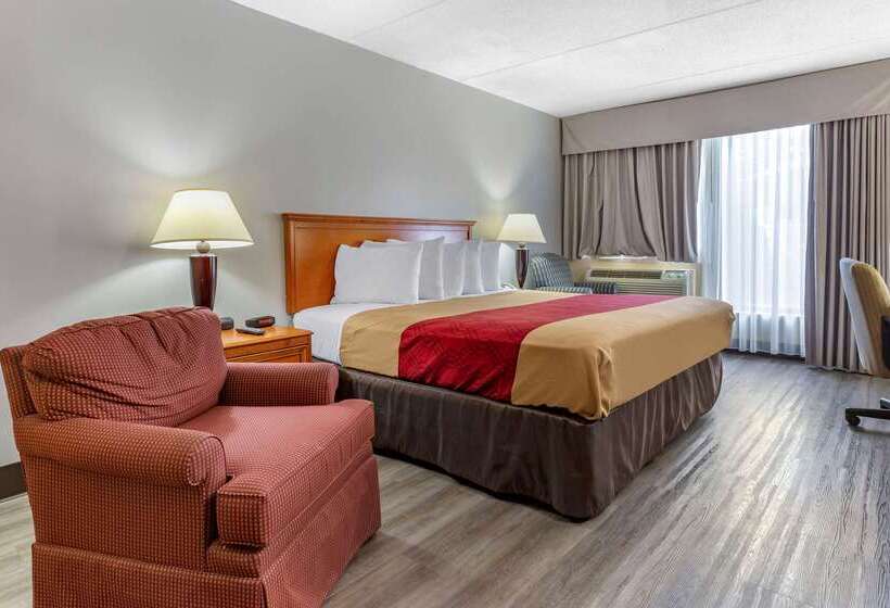 فندق Econo Lodge & Suites Southern Pines