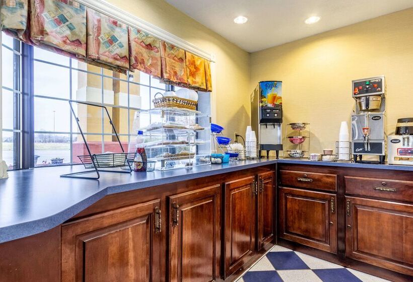 فندق Econo Lodge