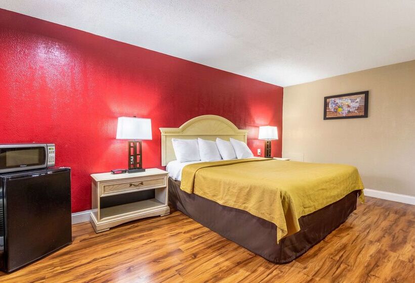 בית מלון כפרי Econo Lodge