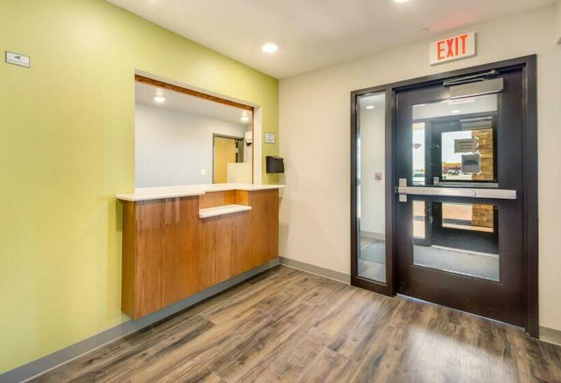 فندق Econo Lodge Burlington