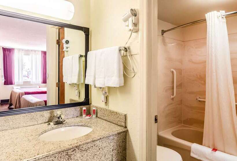 فندق Econo Lodge Christiansburg Blacksburg I 81