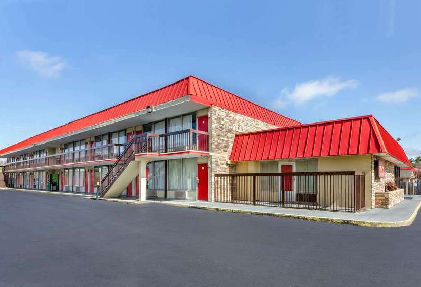 فندق Econo Lodge Civic Center