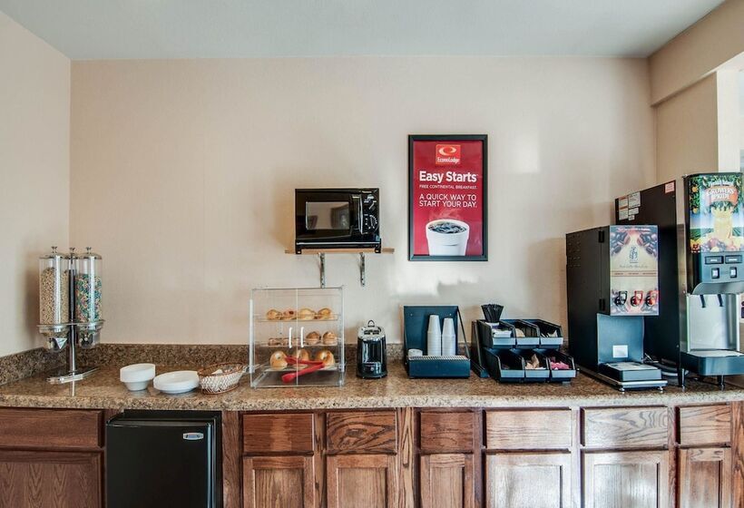 فندق Econo Lodge Civic Center