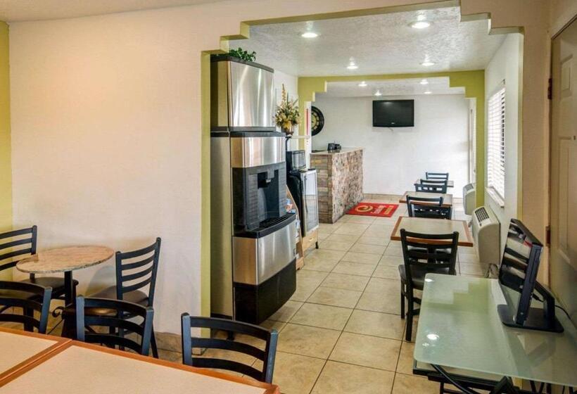 酒店 Econo Lodge East