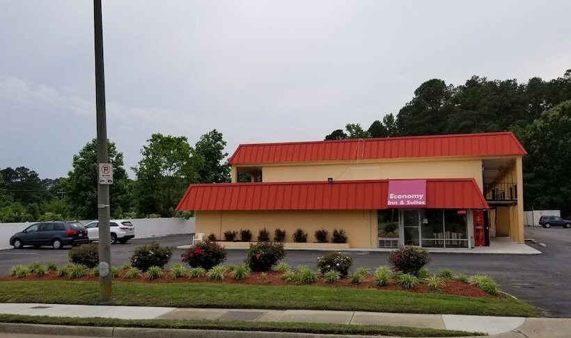 Отель Econo Lodge Ft. Eustis