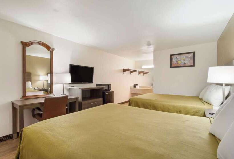 Отель Econo Lodge