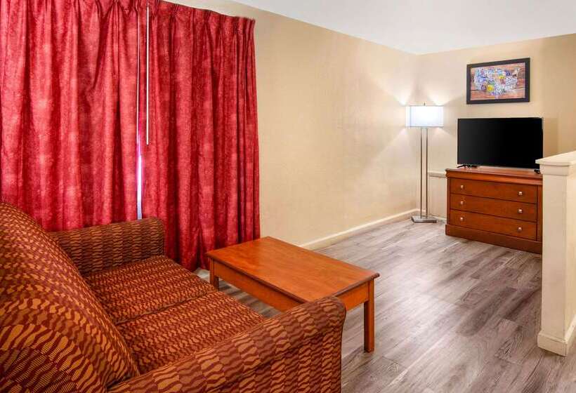 בית מלון כפרי Econo Lodge Inn & Suites Durango