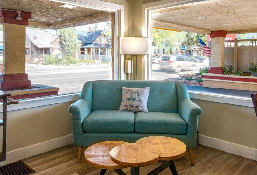 酒店 Econo Lodge Inn & Suites Durango