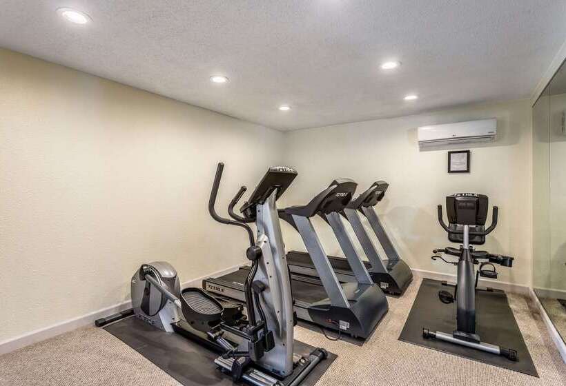 فندق Econo Lodge