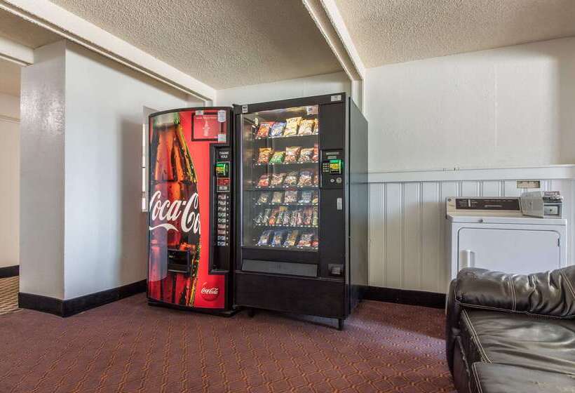 فندق Econo Lodge