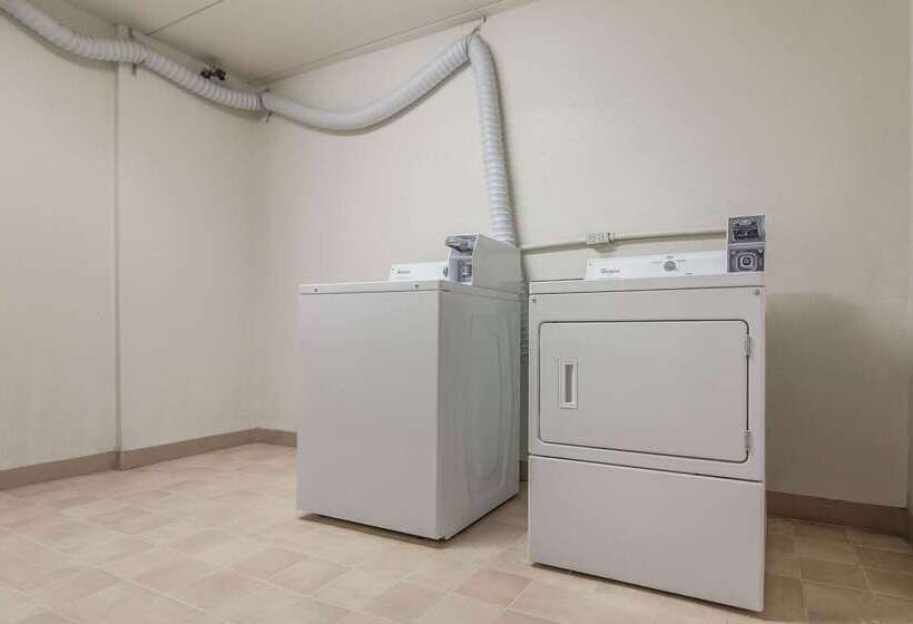 فندق Econo Lodge