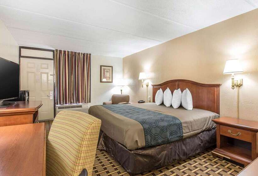 Отель Econo Lodge Midtown