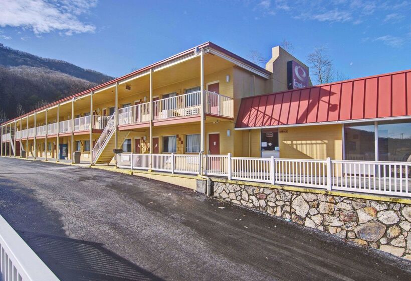 בית מלון כפרי Econo Lodge Near Bluefield College