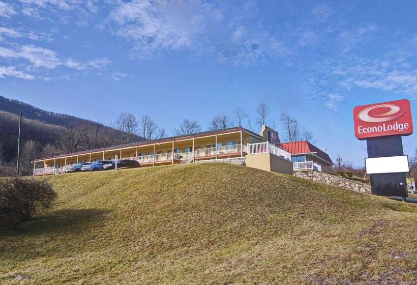 בית מלון כפרי Econo Lodge Near Bluefield College