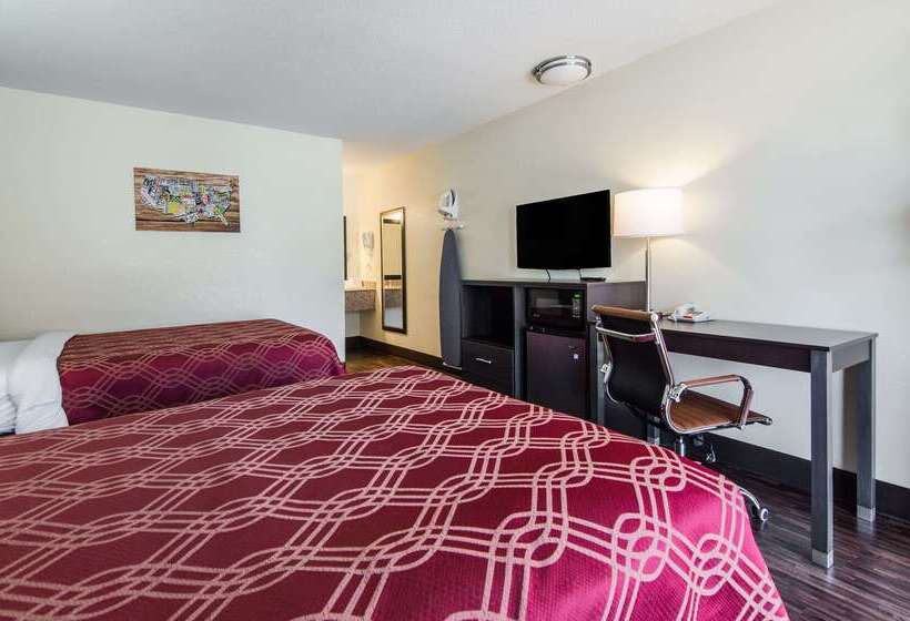 فندق Econo Lodge Near Motor Speedway