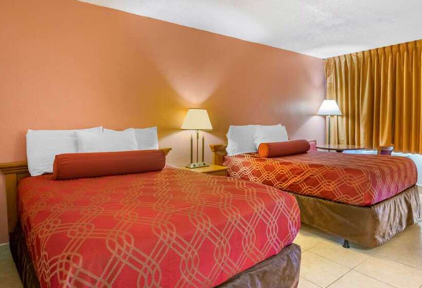 فندق Econo Lodge North