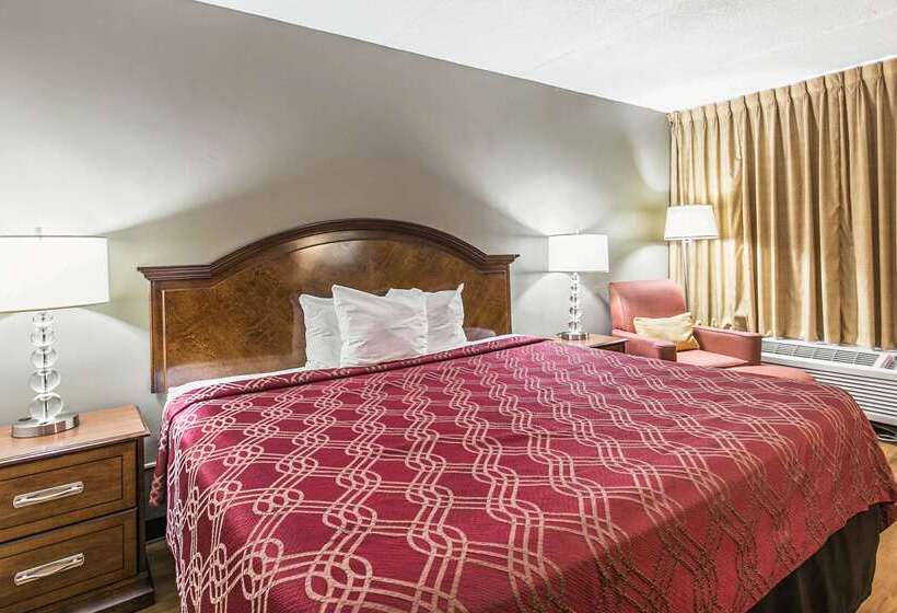 فندق Econo Lodge North
