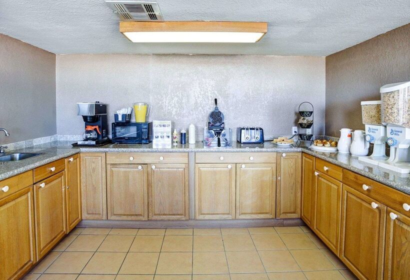 فندق Econo Lodge Temple