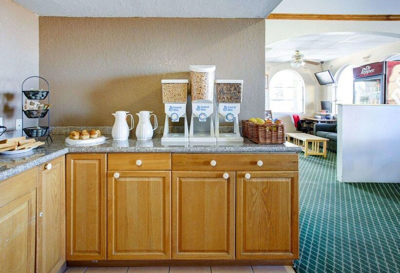 فندق Econo Lodge Temple