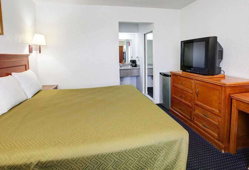 فندق Econo Lodge Temple