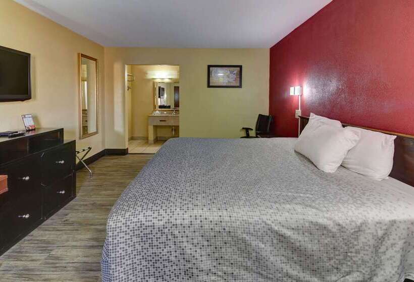 Отель Econo Lodge Town Center