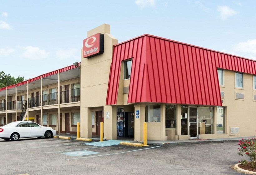 Отель Econo Lodge Town Center