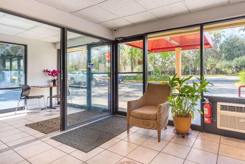 فندق Regency Inn