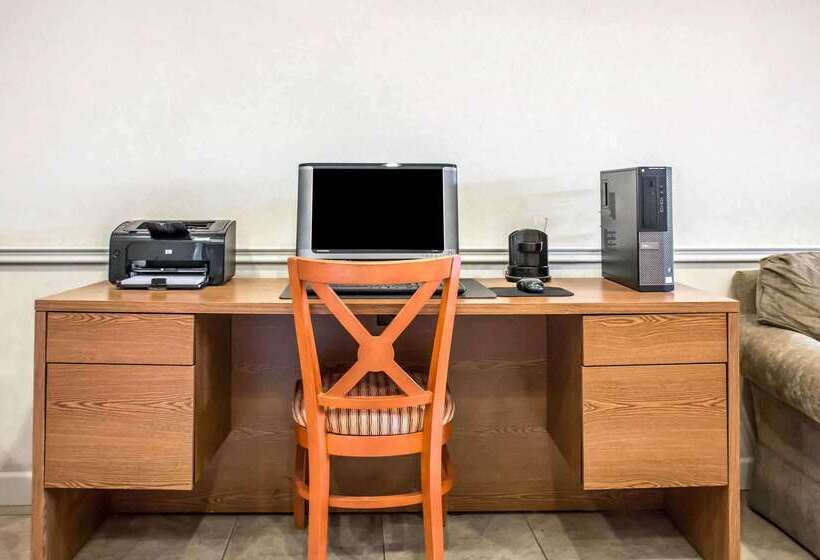 فندق Econo Lodge