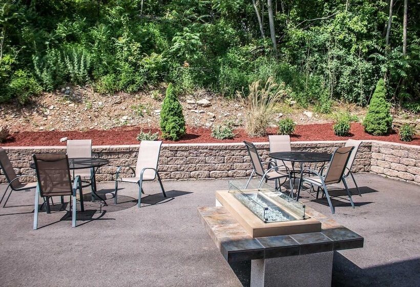 فندق Econo Lodge