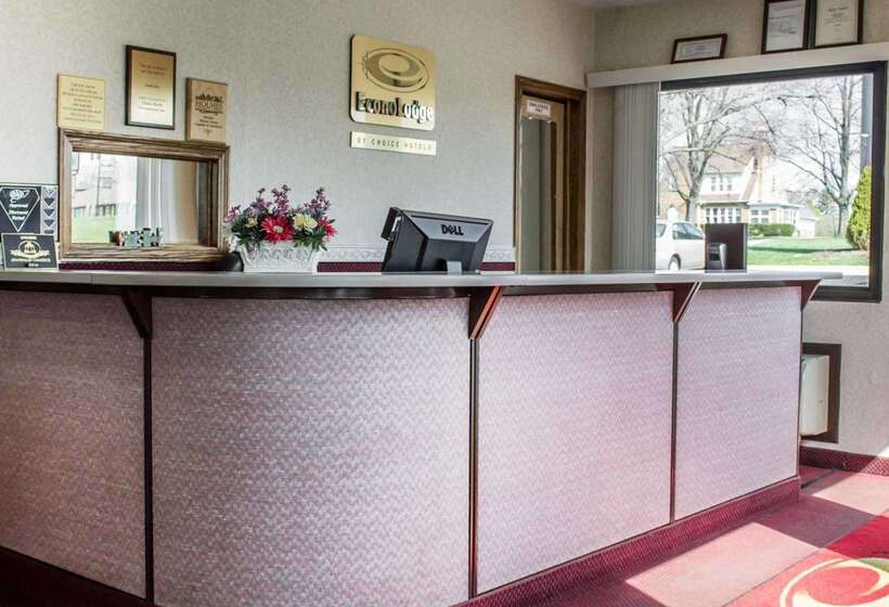 호텔 Econo Lodge