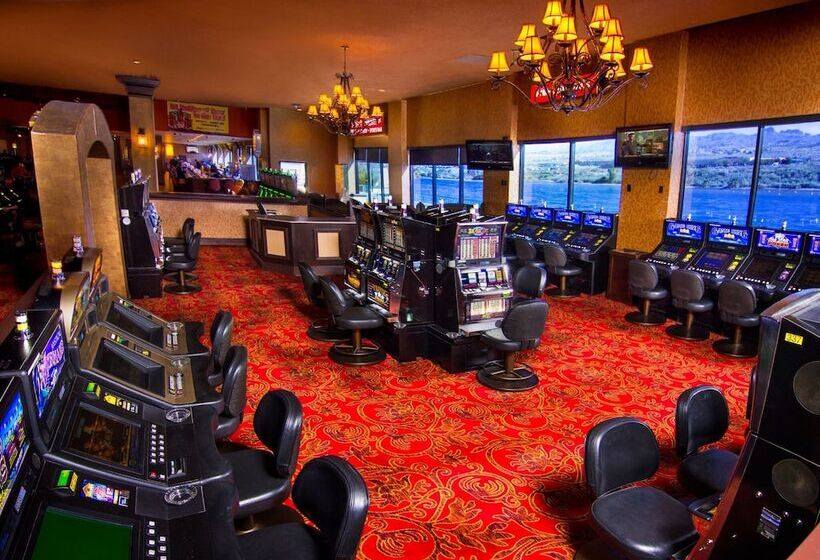 Edgewater Hotel & Casino Resort