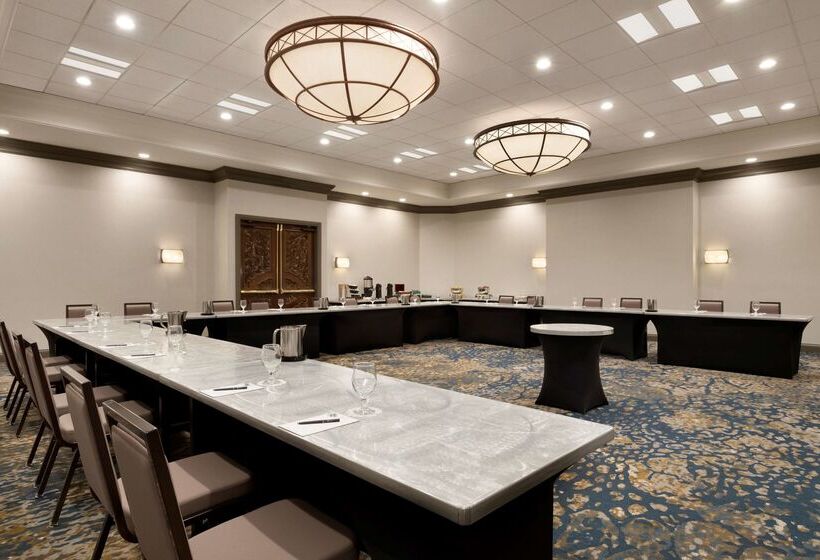 בית מלון כפרי Embassy Suites By Hilton Columbus