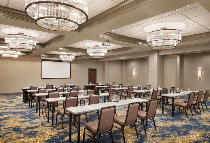 בית מלון כפרי Embassy Suites By Hilton Columbus