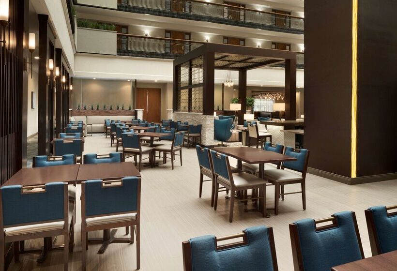 בית מלון כפרי Embassy Suites By Hilton Columbus