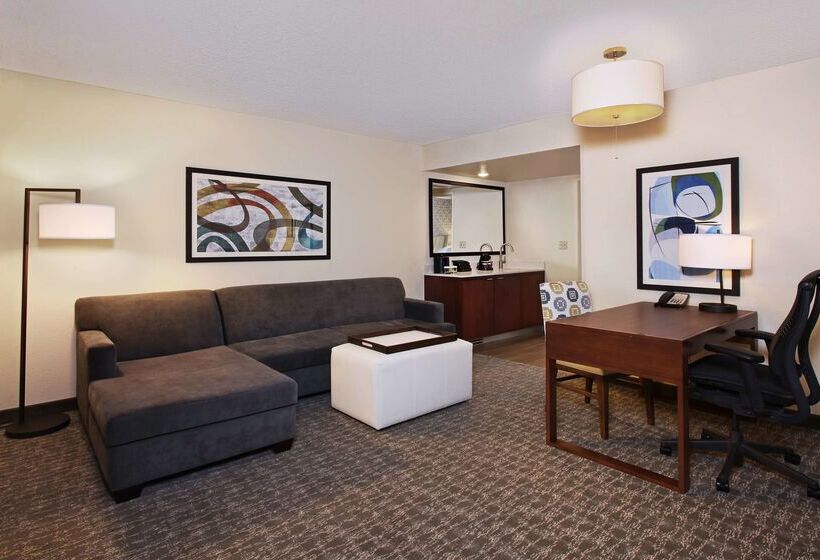 فندق Embassy Suites By Hilton Anaheim North