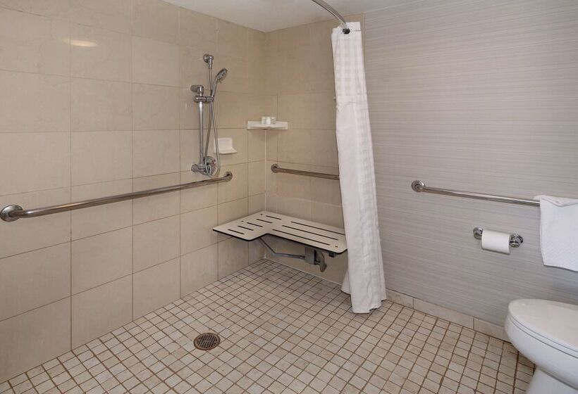 فندق Embassy Suites By Hilton Anaheim North