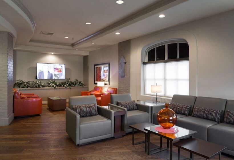 فندق Embassy Suites By Hilton Anaheim North