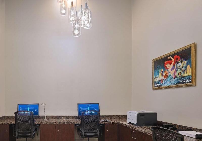 فندق Embassy Suites By Hilton Anaheim North