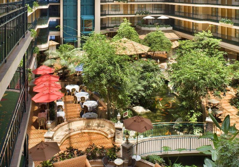 فندق Embassy Suites By Hilton Anaheim North