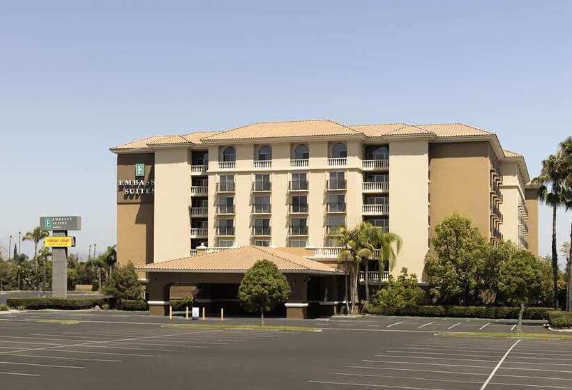 فندق Embassy Suites By Hilton Anaheim North