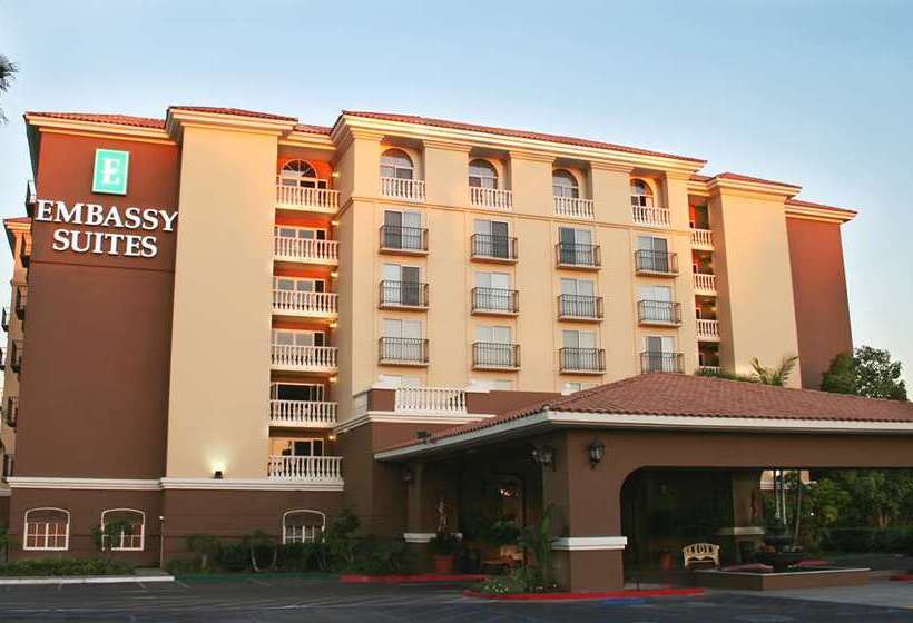 فندق Embassy Suites By Hilton Anaheim North