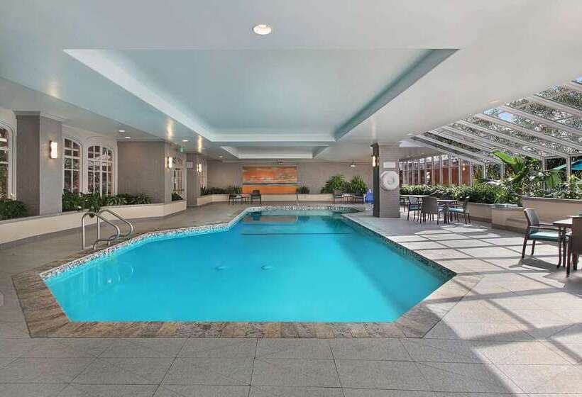 فندق Embassy Suites By Hilton Anaheim North