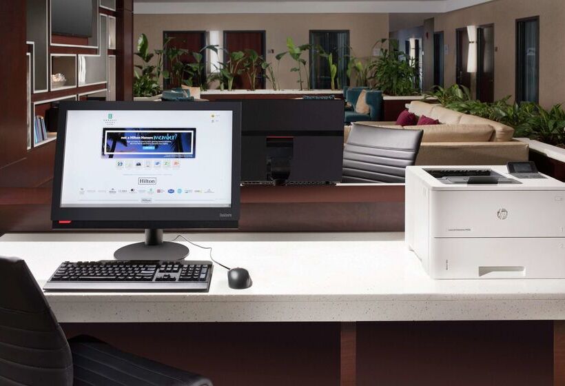 فندق Embassy Suites By Hilton Atlanta Airport