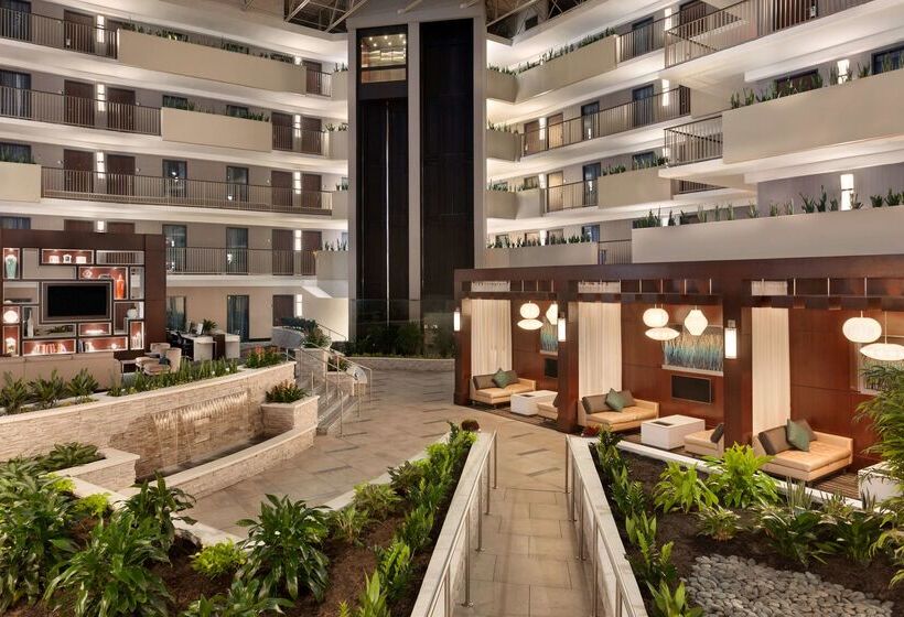 فندق Embassy Suites By Hilton Atlanta Airport