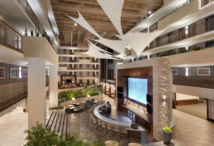 فندق Embassy Suites By Hilton Atlanta Airport