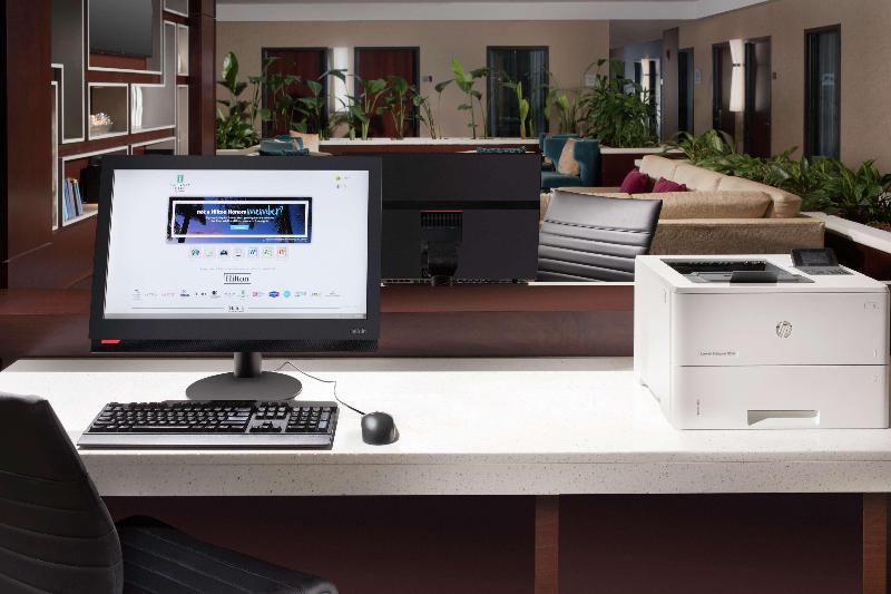 فندق Embassy Suites By Hilton Atlanta Airport