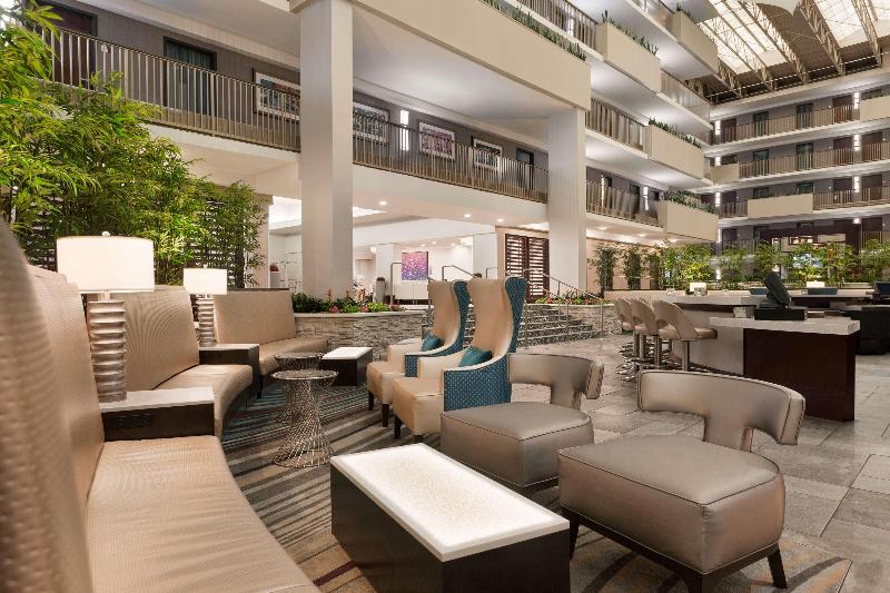 فندق Embassy Suites By Hilton Atlanta Airport